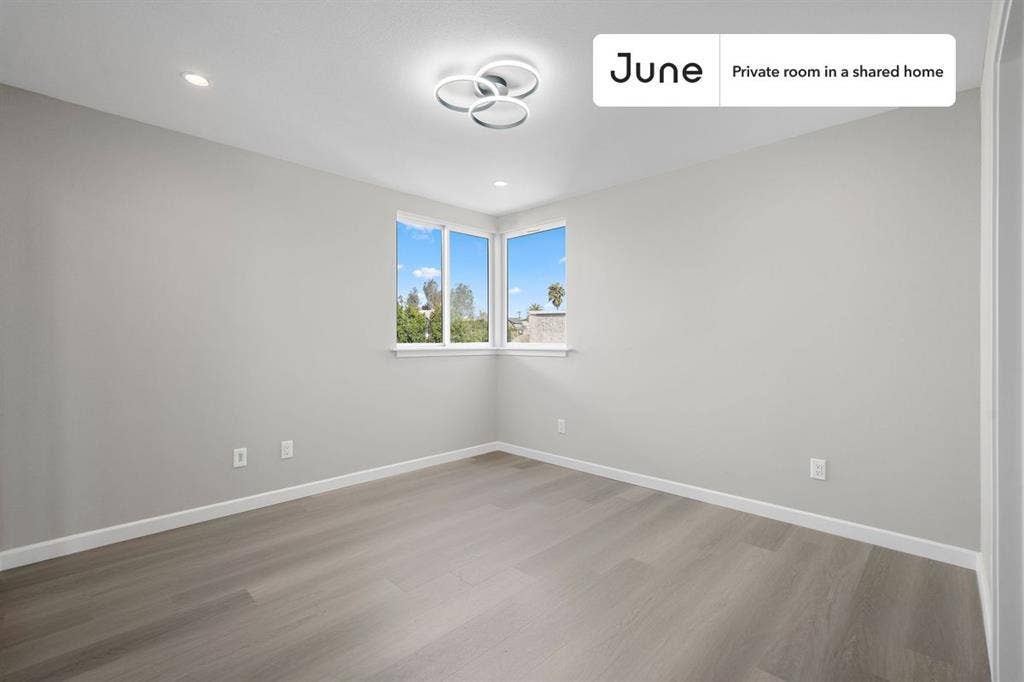 5 BR in Los Angeles