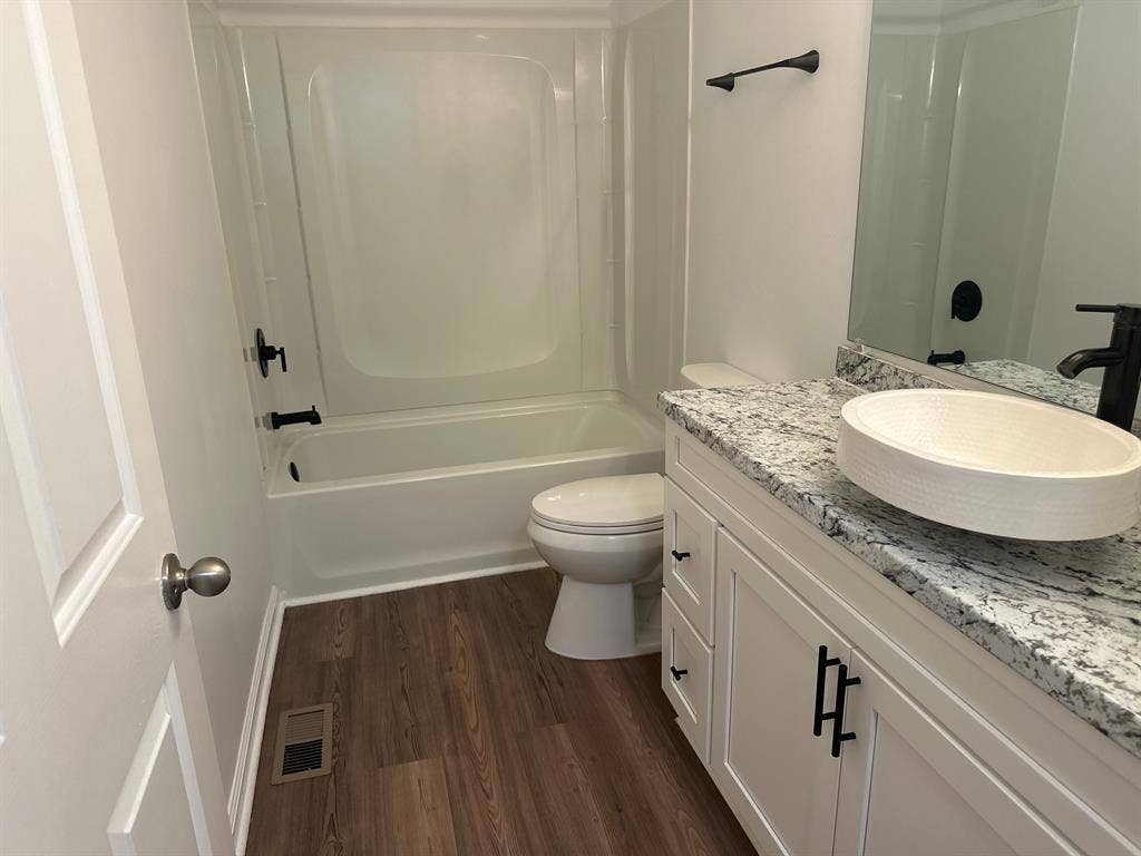 2 BR in Charlotte