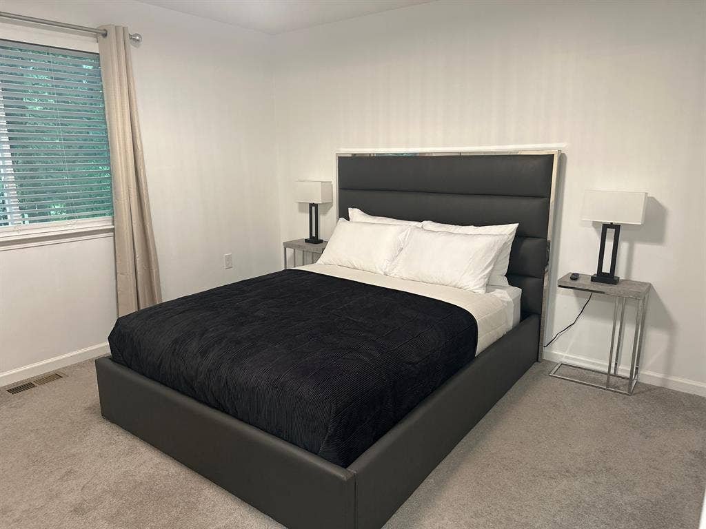 2 BR in Charlotte