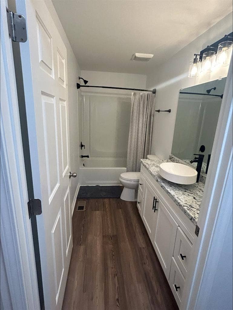 2 BR in Charlotte