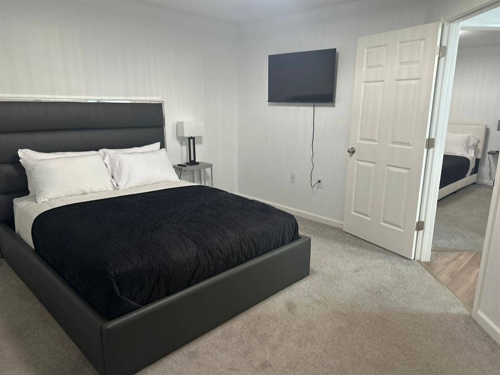 2 BR in Charlotte