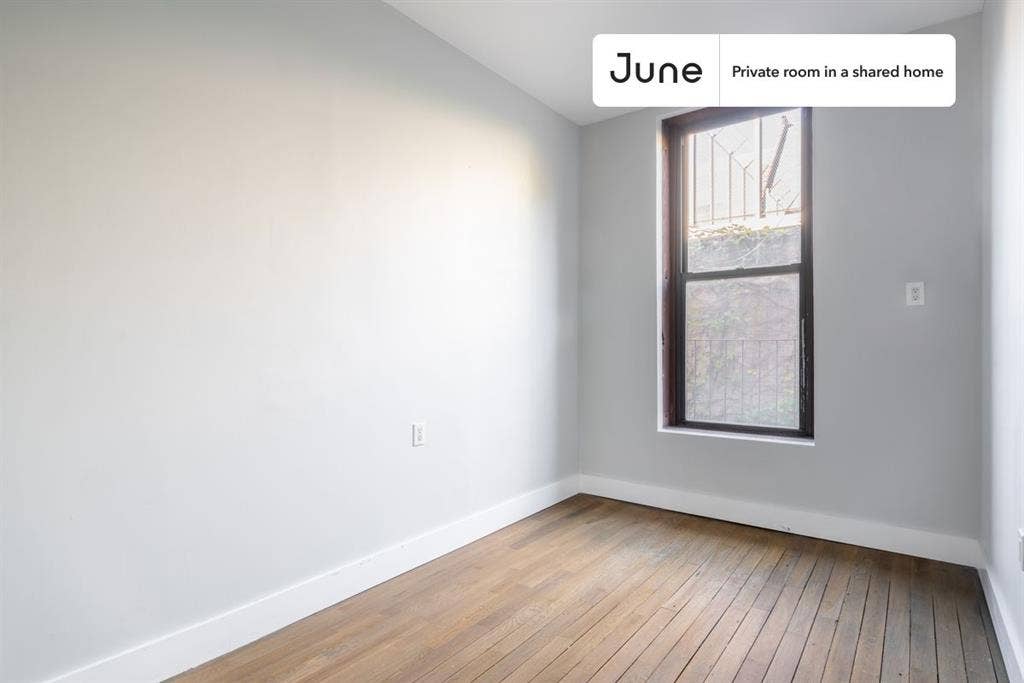 4 BR in New York City