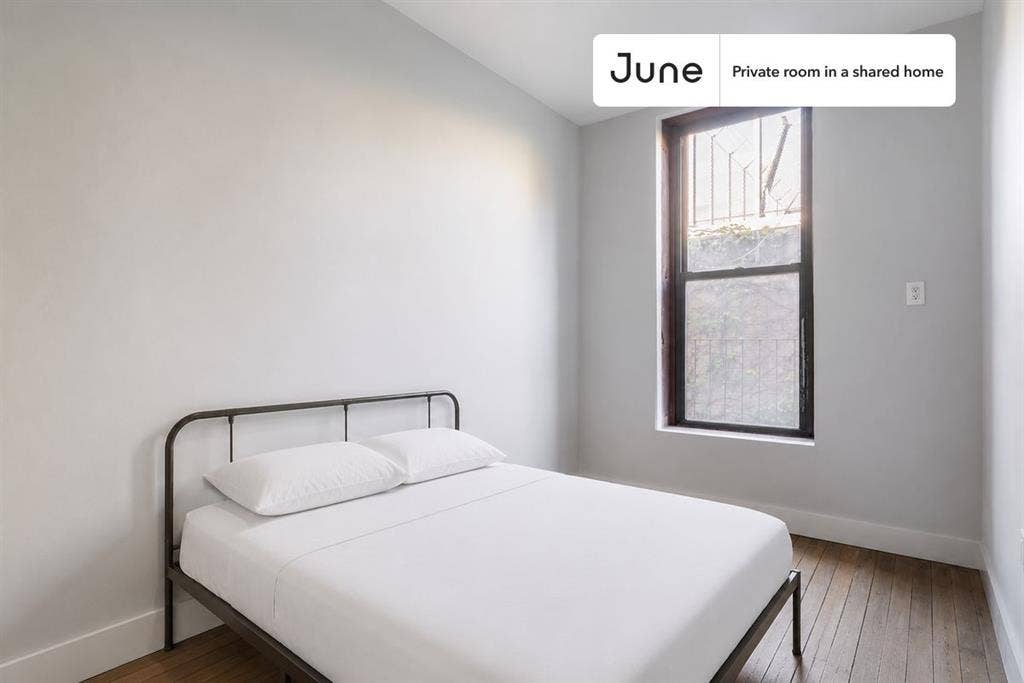 4 BR in New York City