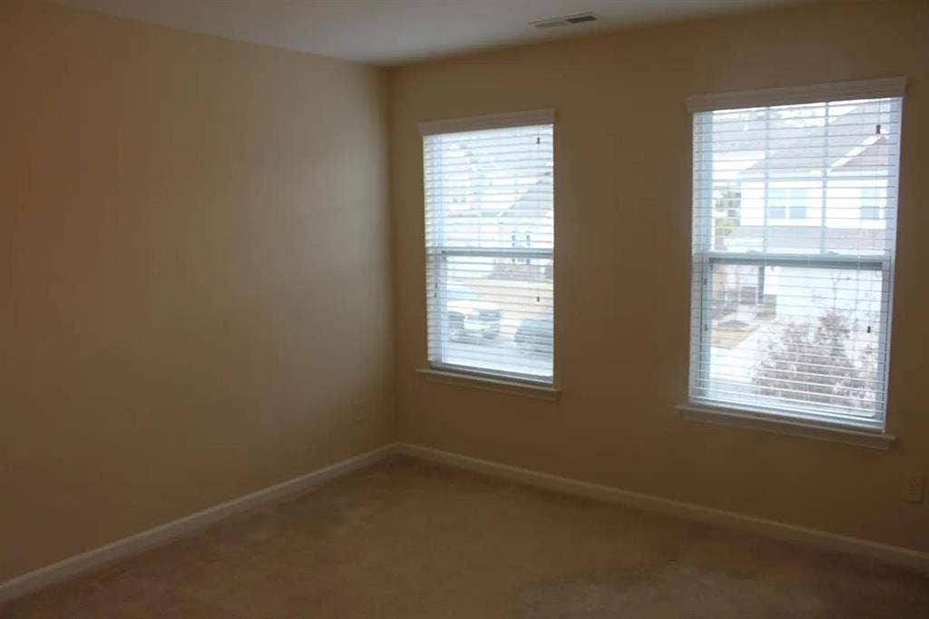 3 BR in Cary