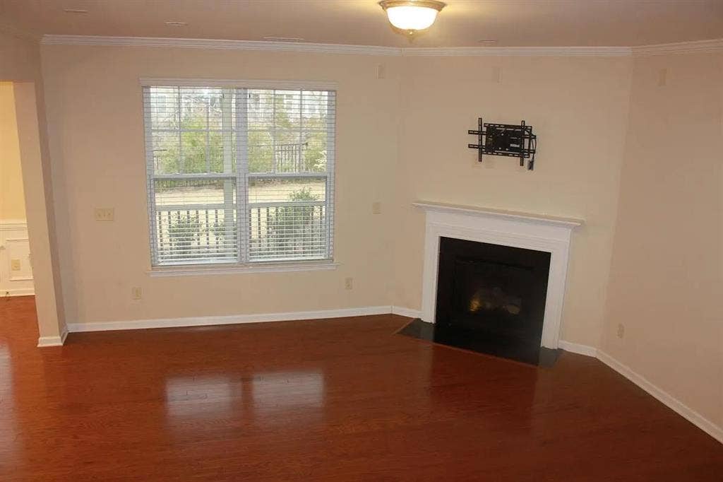 3 BR in Cary