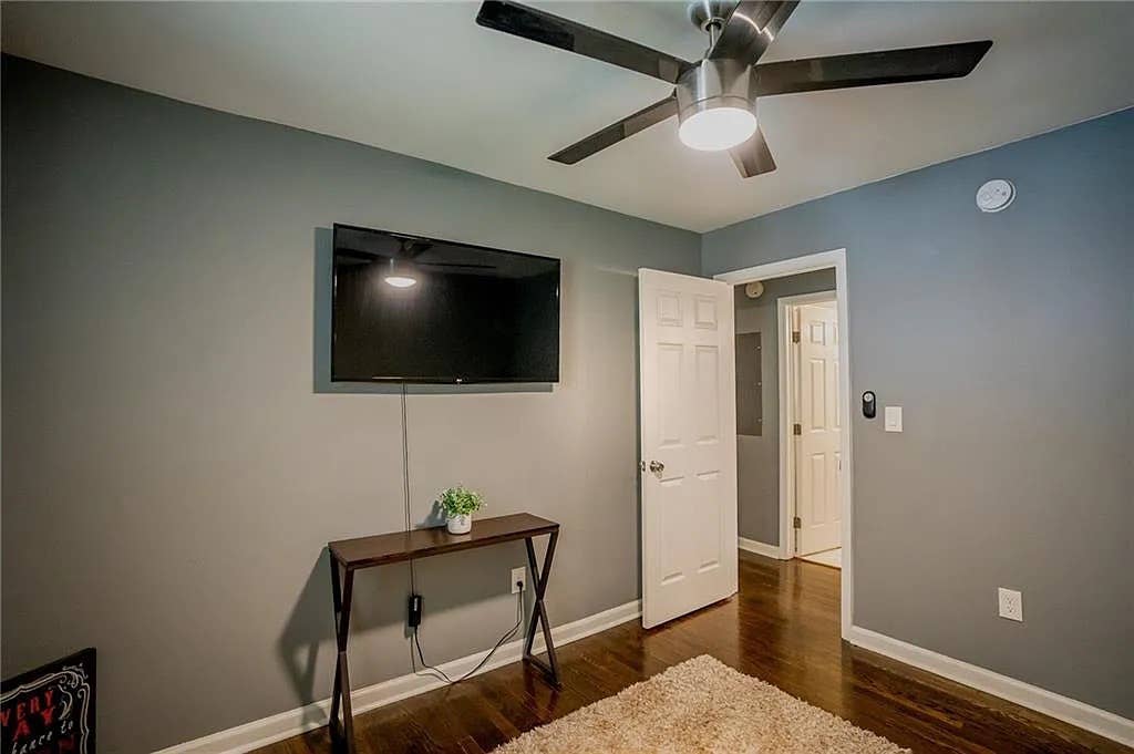 3 BR in Atlanta