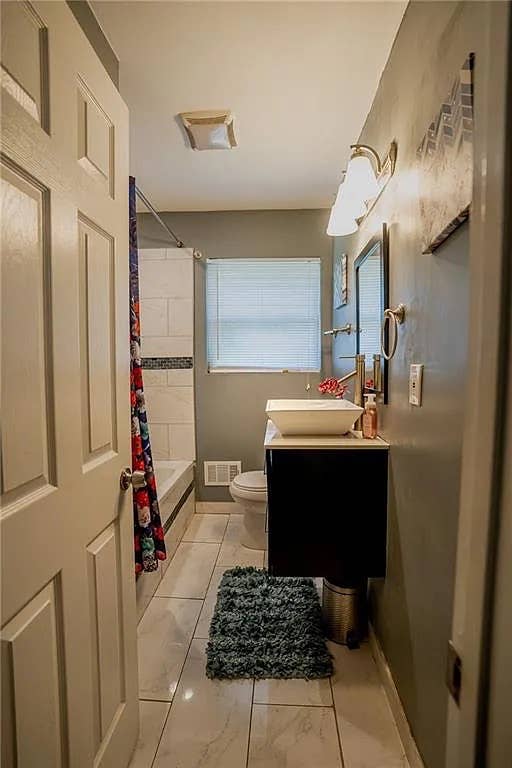 3 BR in Atlanta