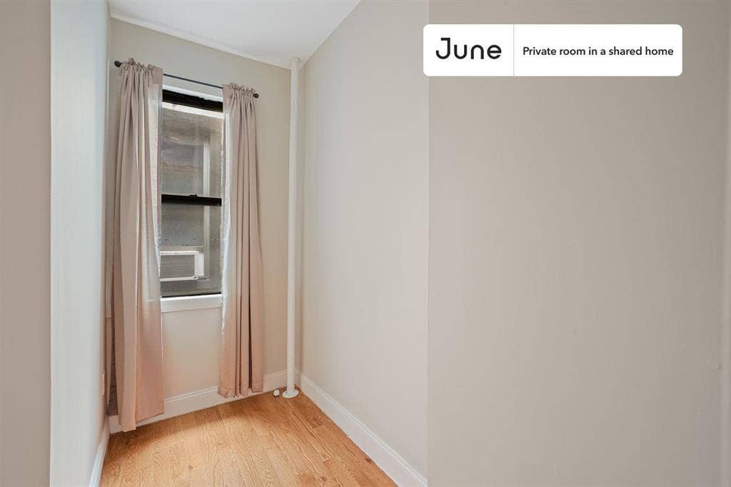 2 BR in New York City