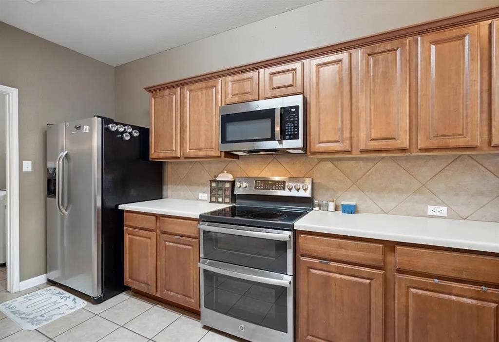 4 BR in Austin