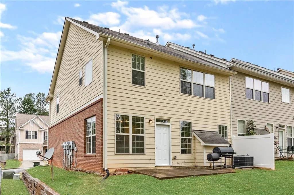 3 BR in Sugar Hill