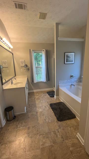 3 BR in Sugar Hill