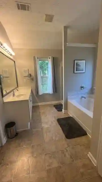 3 BR in Sugar Hill