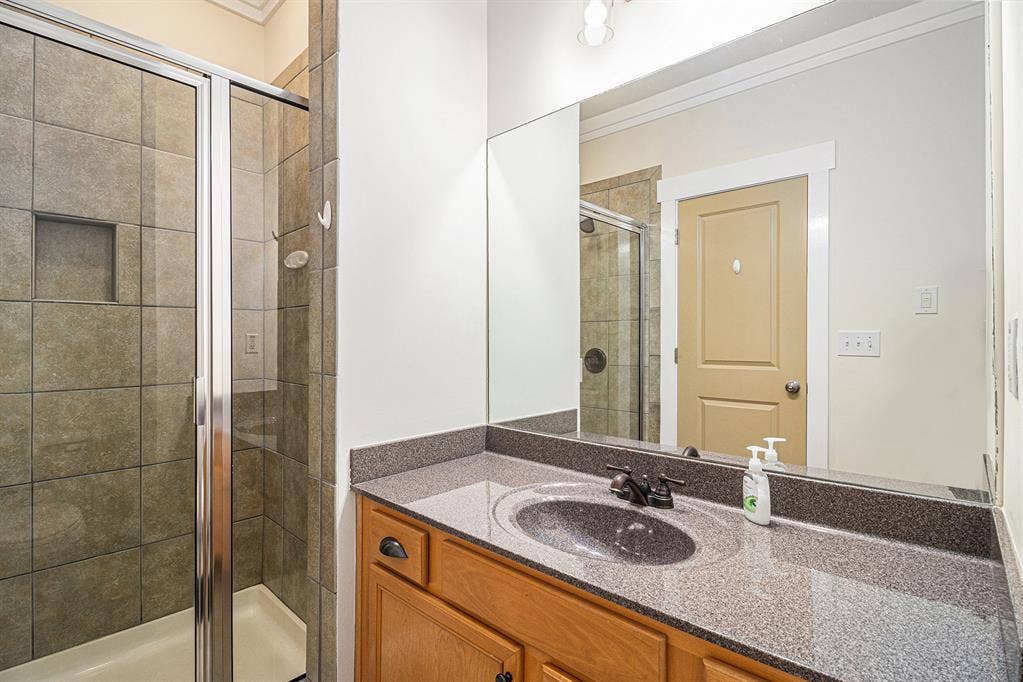 3 BR in Atlanta