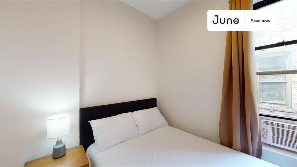 3 BR in New York City