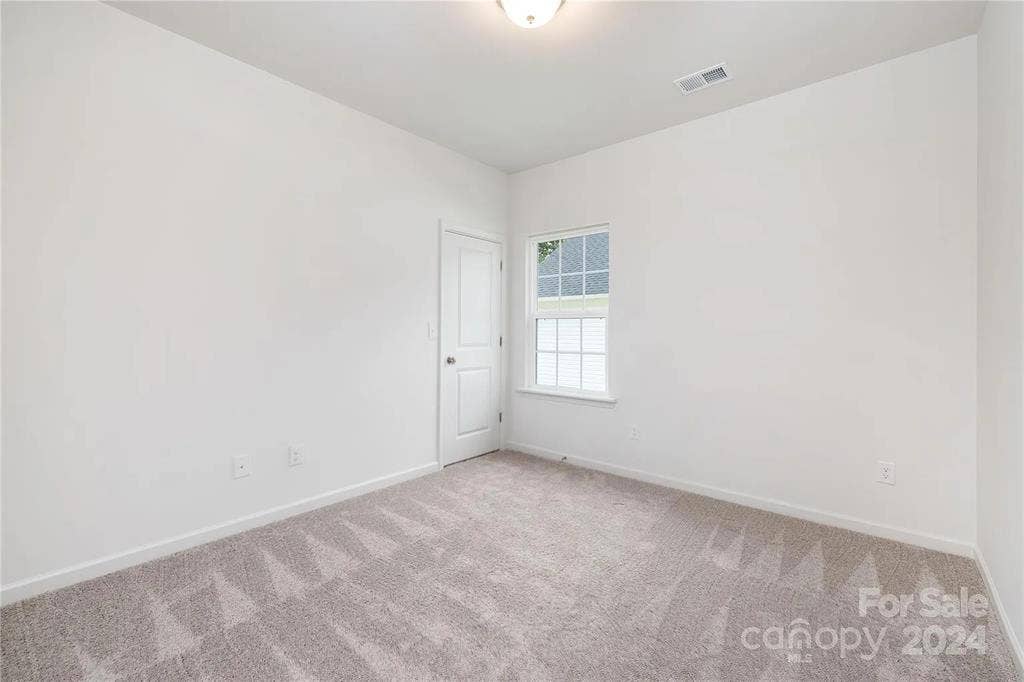 3 BR in Charlotte