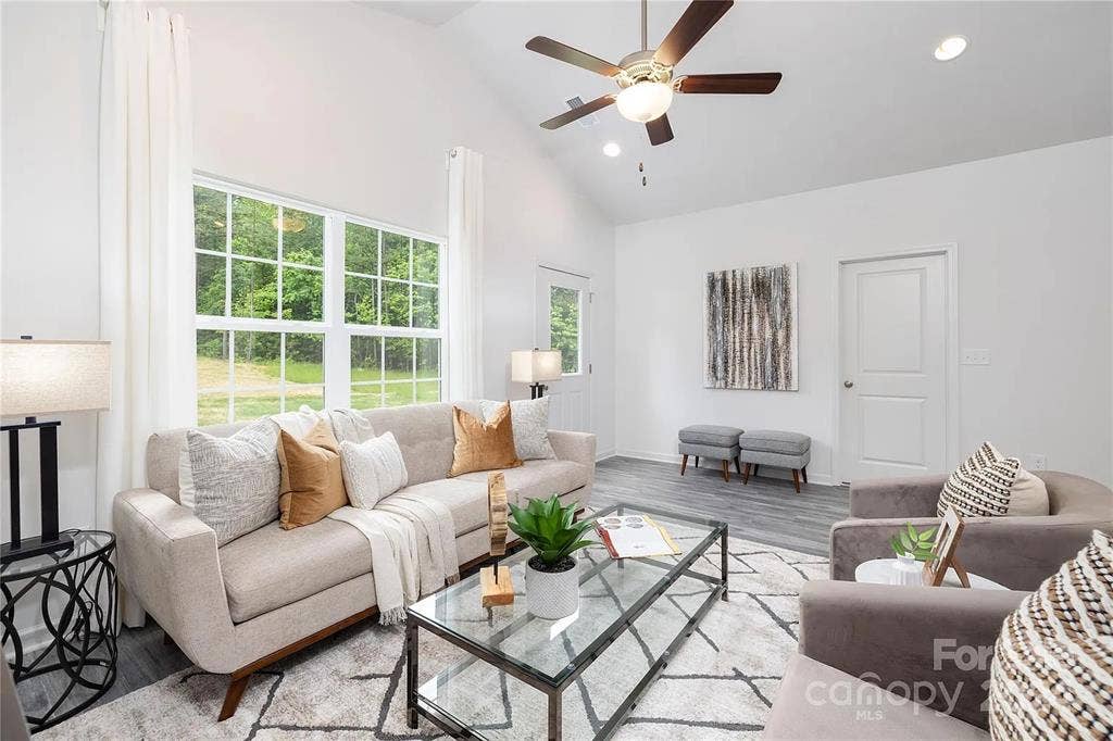 3 BR in Charlotte