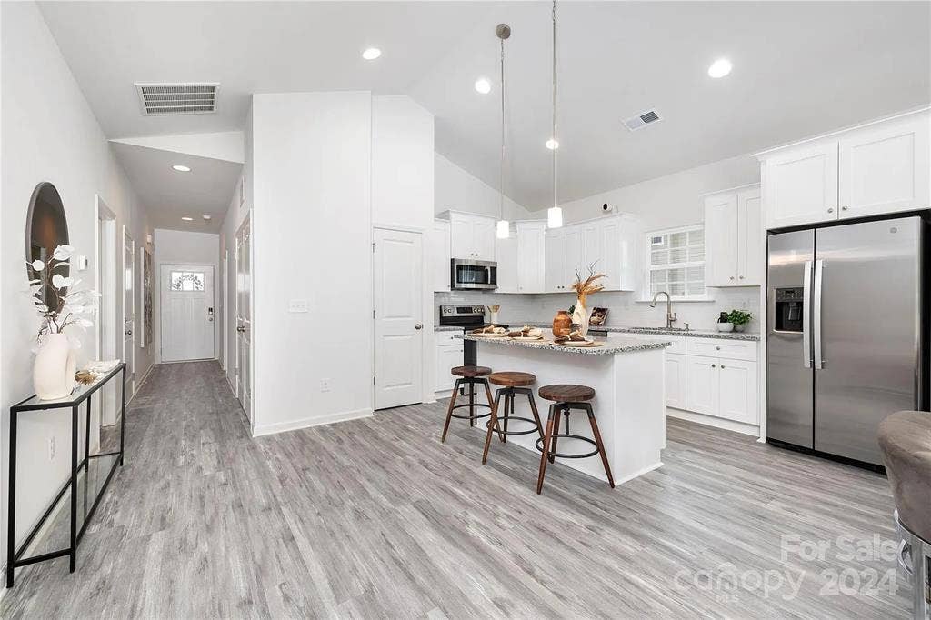 3 BR in Charlotte