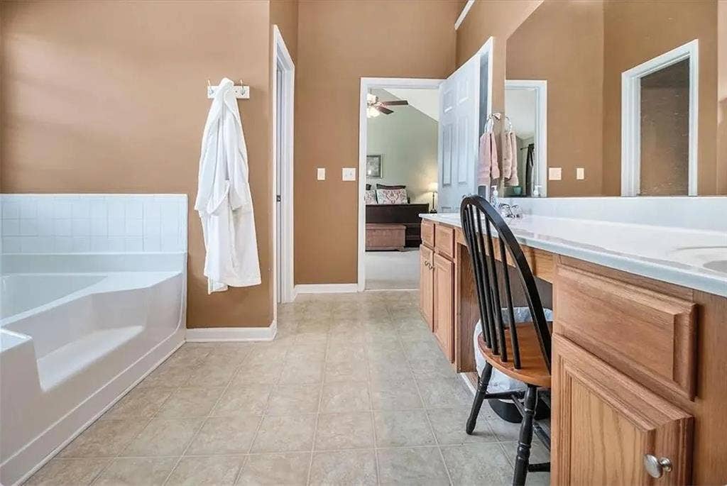 5 BR in Dallas
