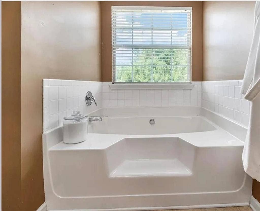5 BR in Dallas