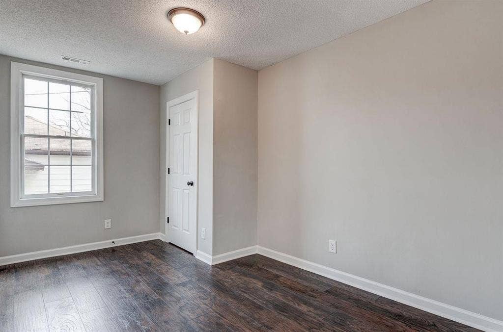 2 BR in Durham