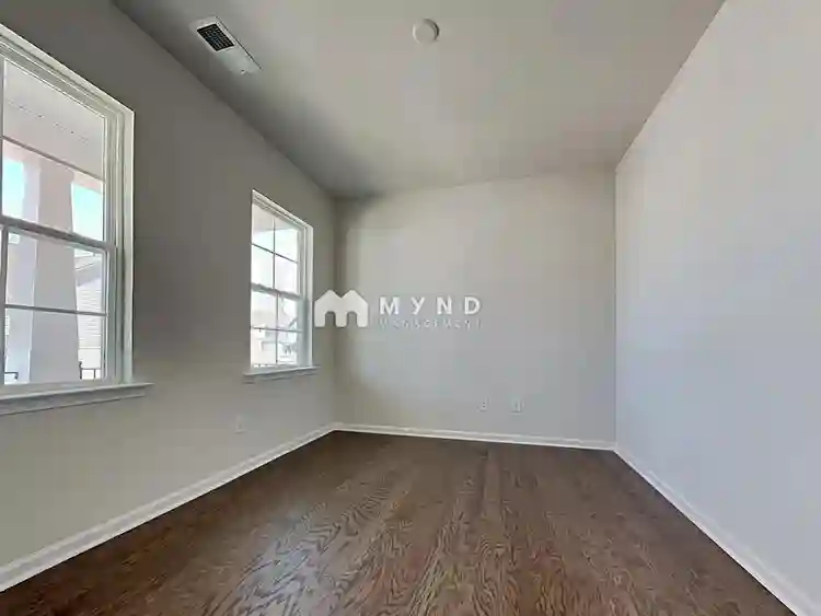6 BR in Charlotte