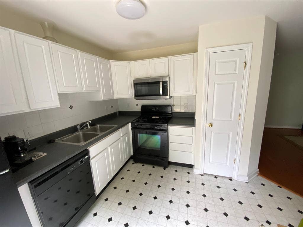 3 BR in Raleigh
