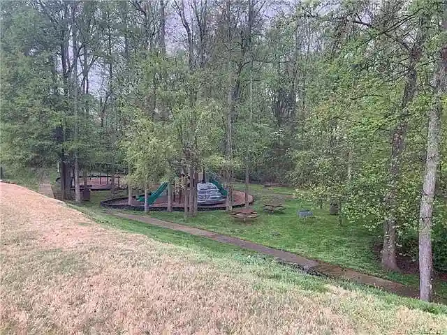3 BR in Charlotte