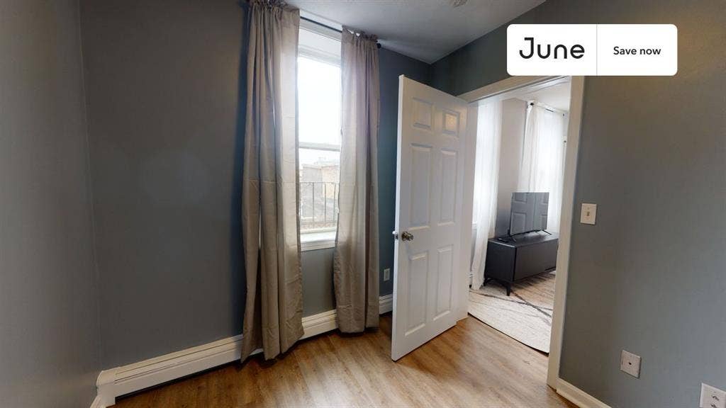 3 BR in Boston