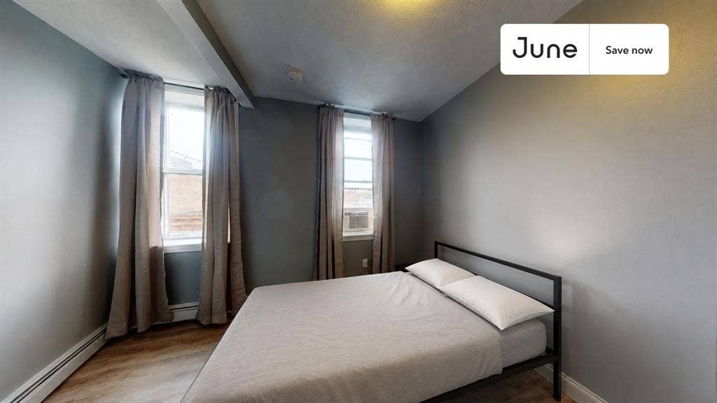 3 BR in Boston