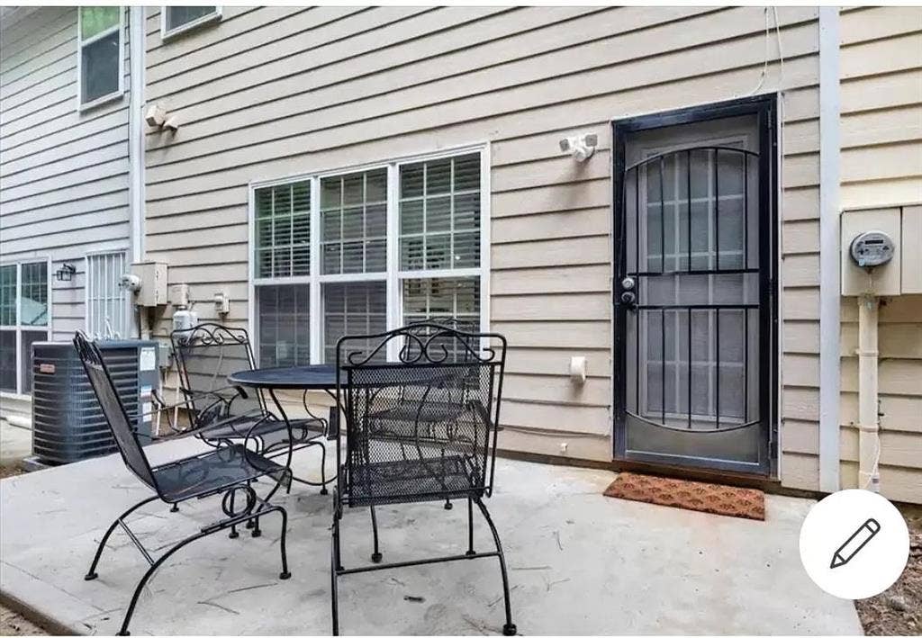 3 BR in College Park