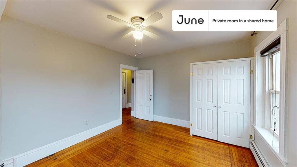 4 BR in Boston