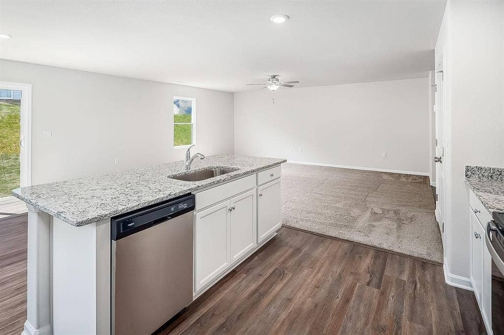 4 BR in Charlotte