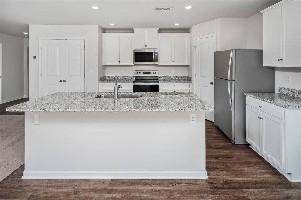 4 BR in Charlotte