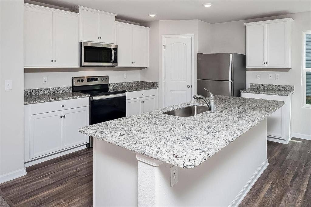 4 BR in Charlotte