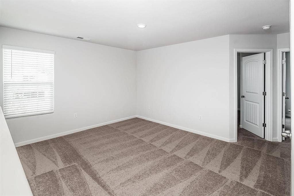 4 BR in Charlotte