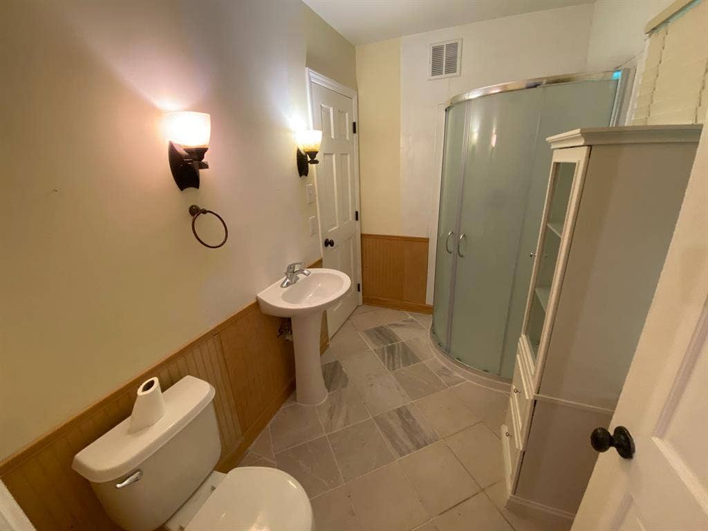 4 BR in Cary