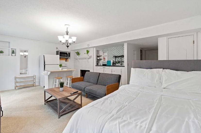 1 BR in Raleigh