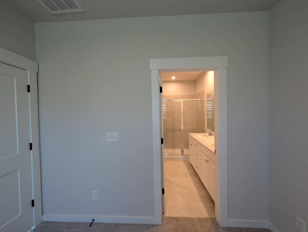 4 BR in Charlotte