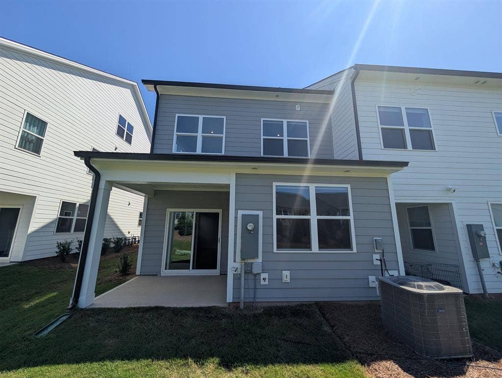 4 BR in Charlotte