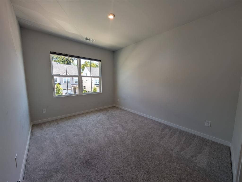 4 BR in Charlotte