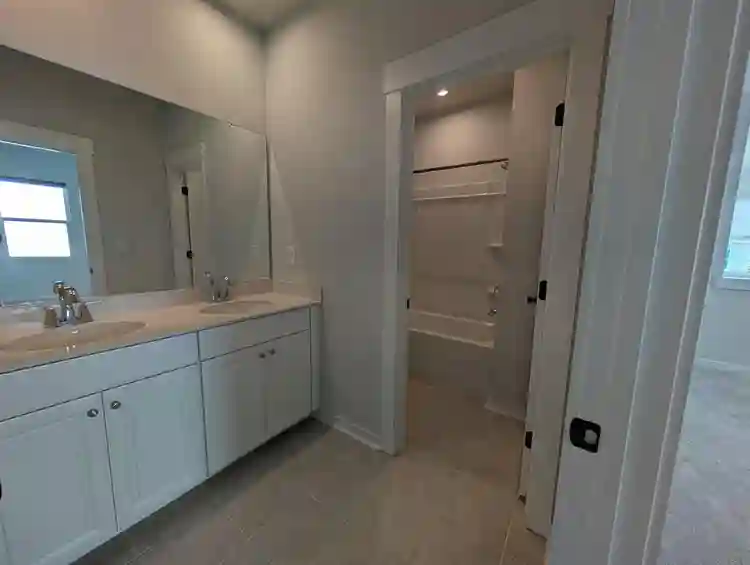 4 BR in Charlotte