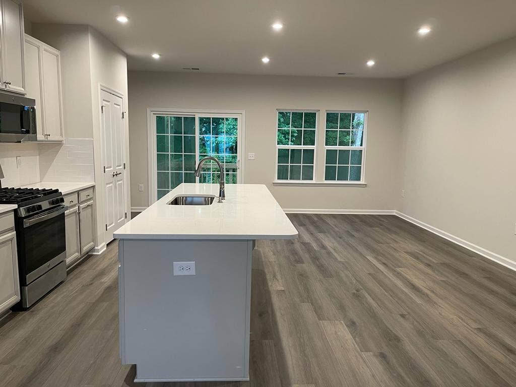 4 BR in Durham