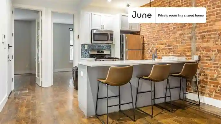4 BR in New York City