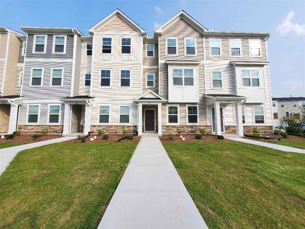 3 BR in Raleigh