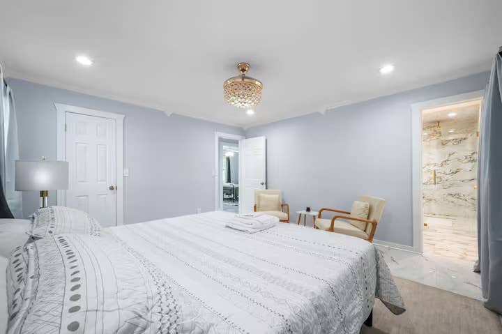 5 BR in Lilburn