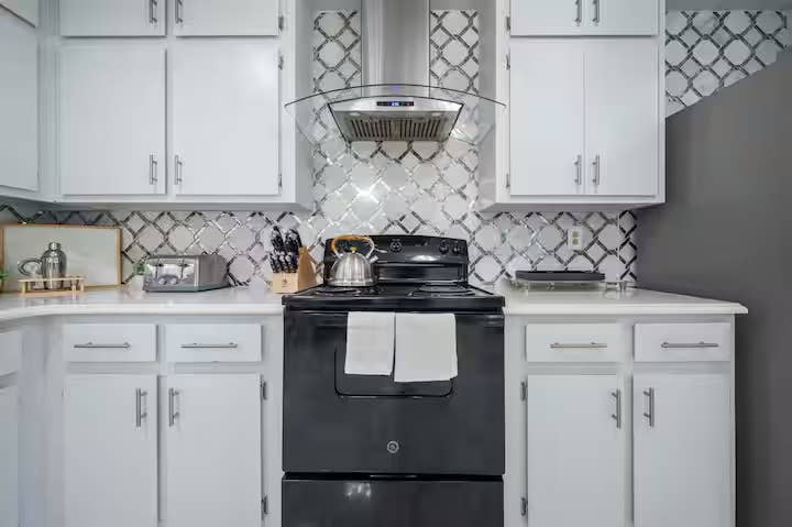 5 BR in Lilburn