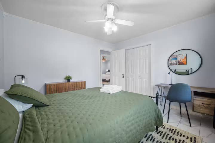 5 BR in Lilburn