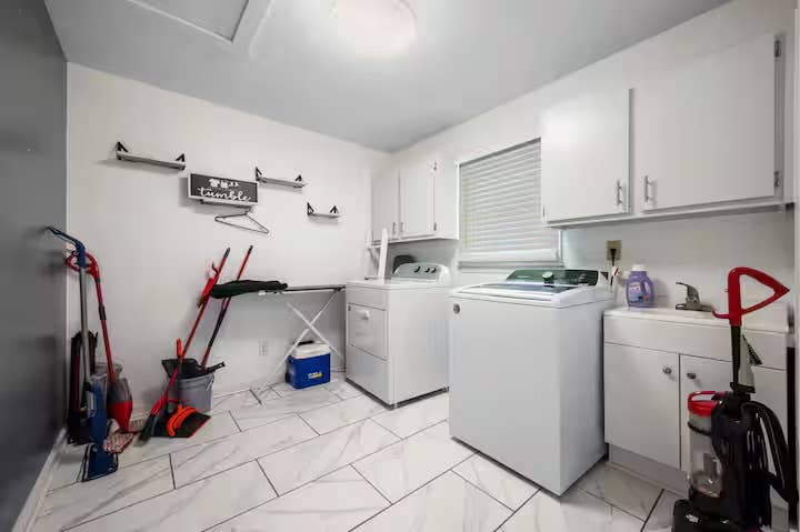 5 BR in Lilburn