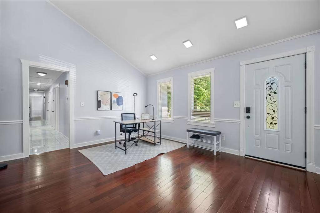 5 BR in Lilburn