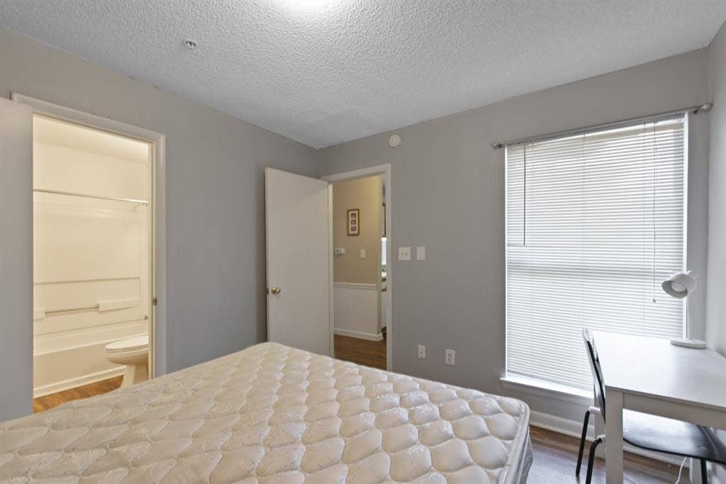 4 BR in Raleigh